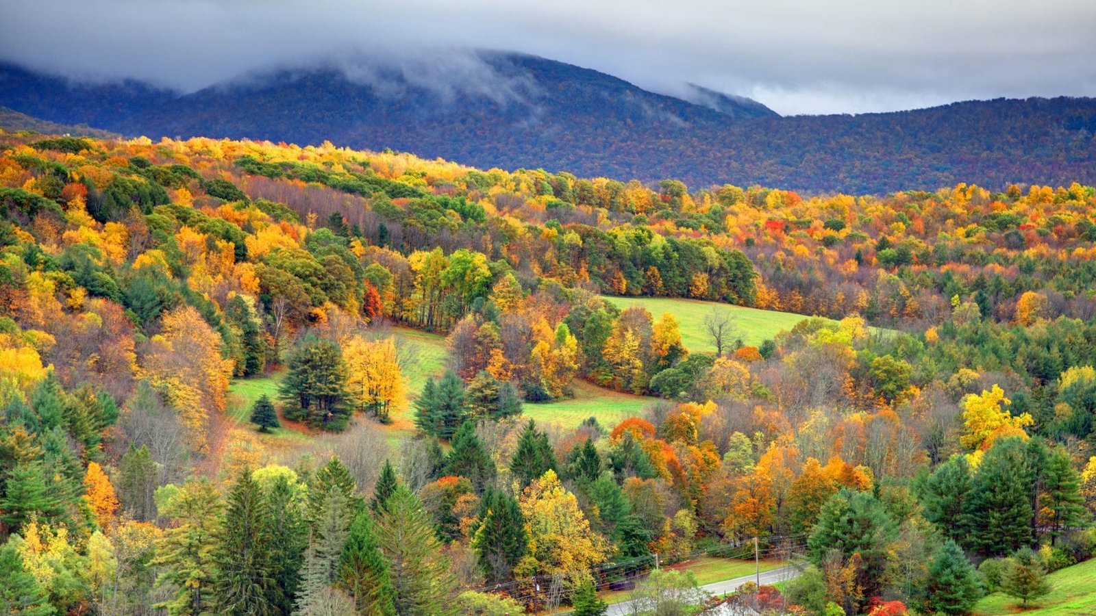 devonfield blog the berkshires in fall 1920x1080 1